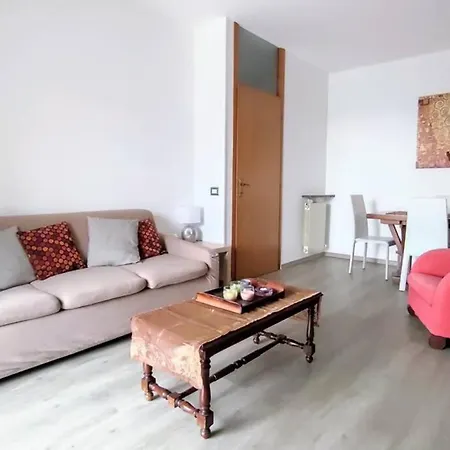 Feel At - Letizia House Апартаменты Ловере